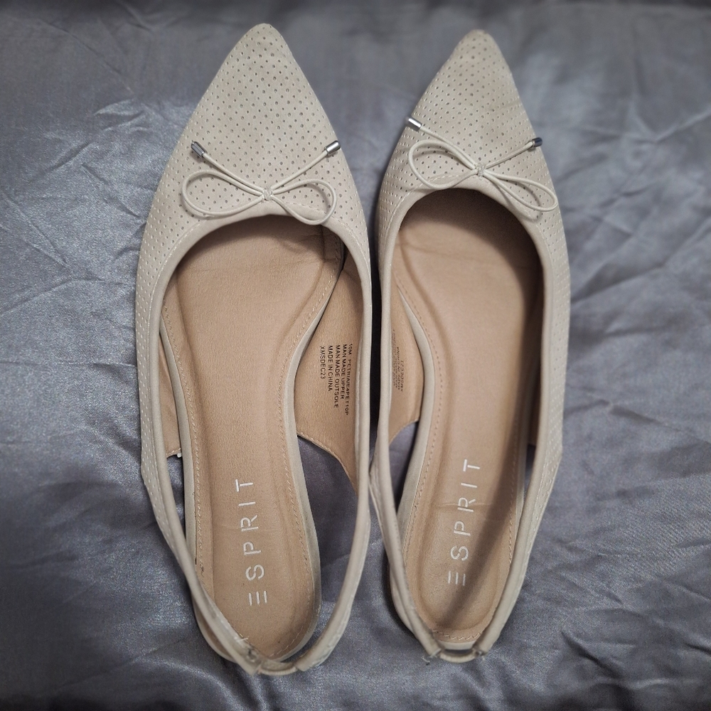 Esprit Women's Cream Flats